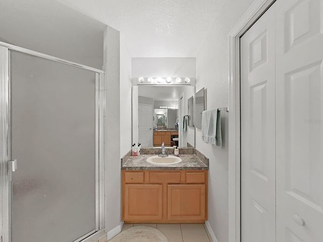 10212 GARDEN ALCOVE DRIVE, Tampa, FL 33647