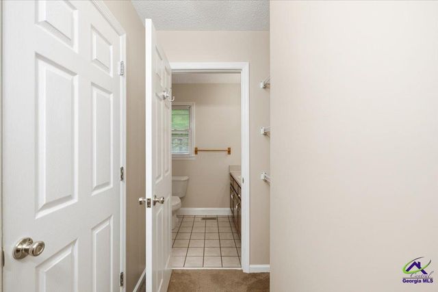 654 Fairmont Drive, Macon, GA 31210