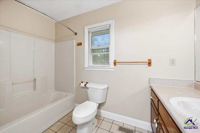 654 Fairmont Drive, Macon, GA 31210