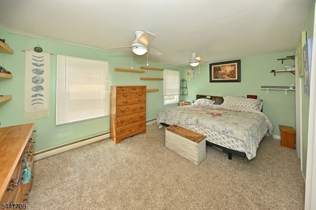 58 Grove St, Wanaque Boro, NJ 07465