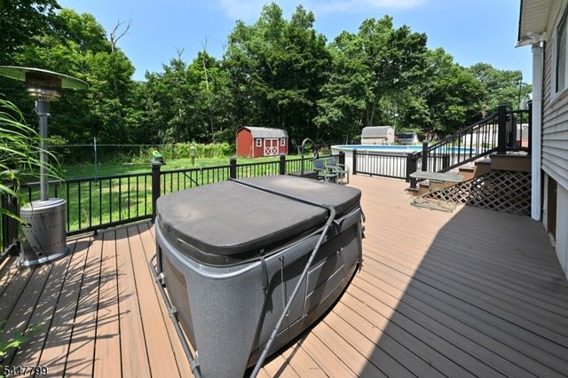 58 Grove St, Wanaque Boro, NJ 07465
