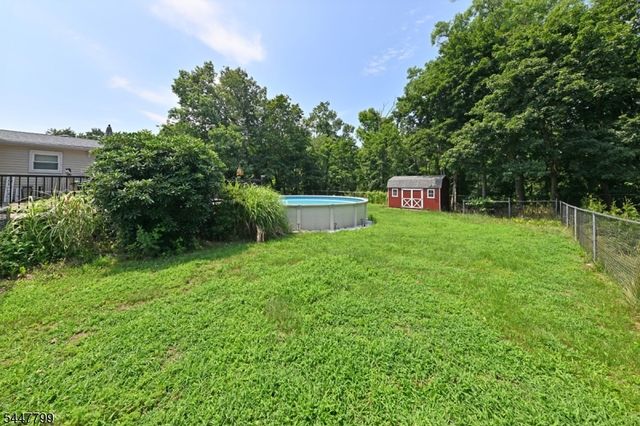 58 Grove St, Wanaque Boro, NJ 07465