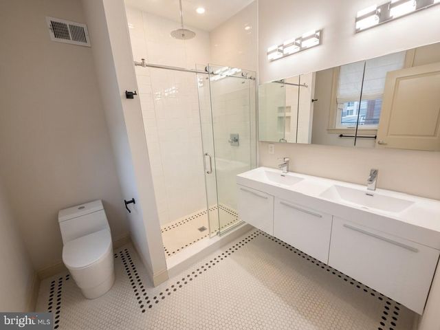 1331 S OPAL ST, Philadelphia, PA 19146