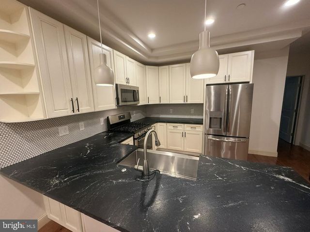 1331 S OPAL ST, Philadelphia, PA 19146