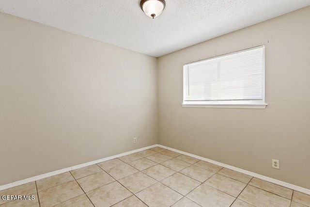 304 CARNIVAL Drive, El Paso, TX 79912