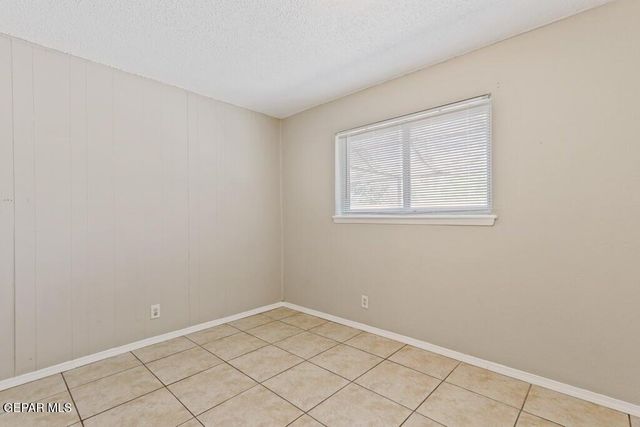 304 CARNIVAL Drive, El Paso, TX 79912