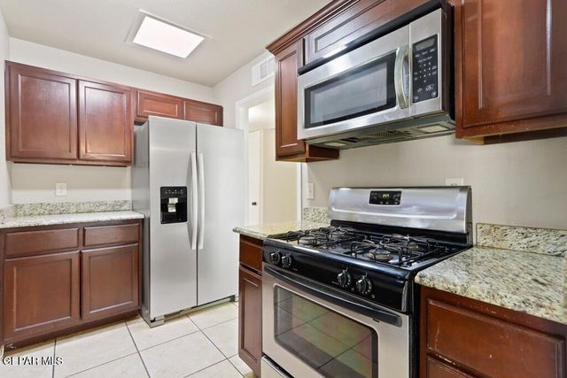 304 CARNIVAL Drive, El Paso, TX 79912