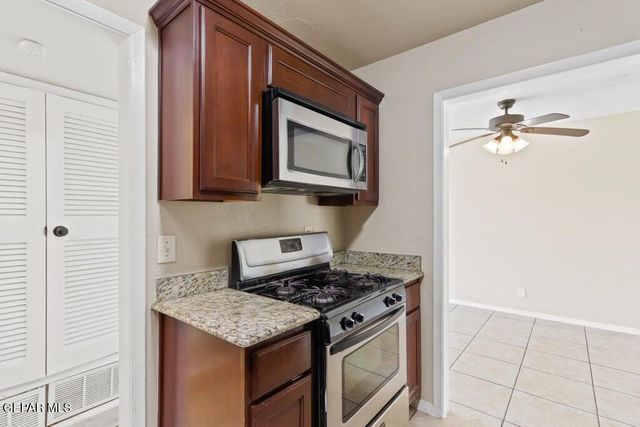 304 CARNIVAL Drive, El Paso, TX 79912