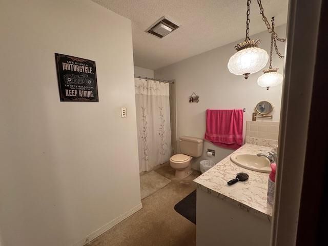 203 E Green Valley Drive, Horseshoe Bend, AR 72512