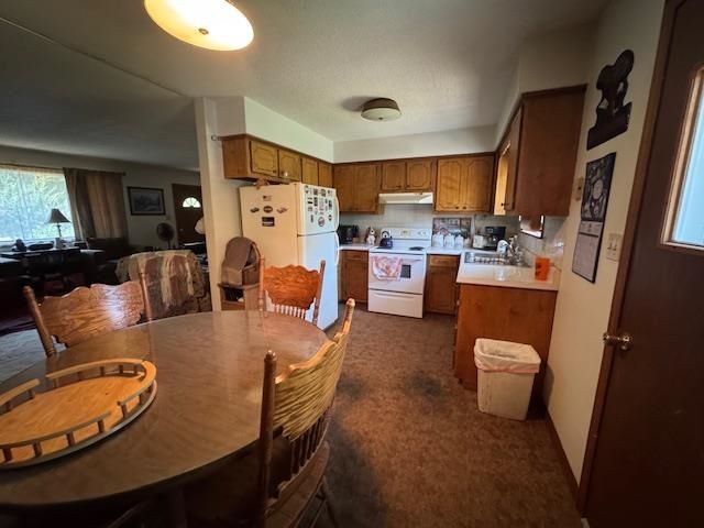 203 E Green Valley Drive, Horseshoe Bend, AR 72512