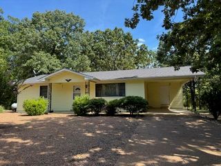 203 E Green Valley Drive, Horseshoe Bend, AR 72512