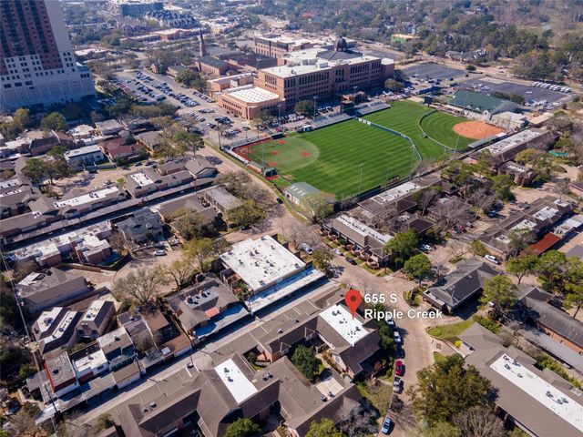 655 S Ripple Creek Drive 655, Houston, TX 77057