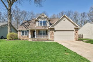 39896 Hope Court, Elyria, OH 44035