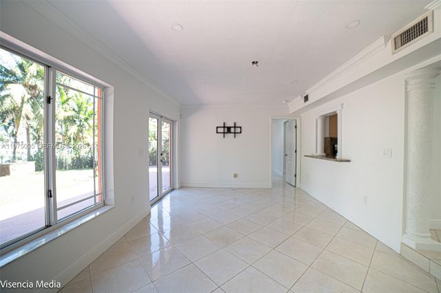 783 W 78th St 1, Hialeah, FL 33014