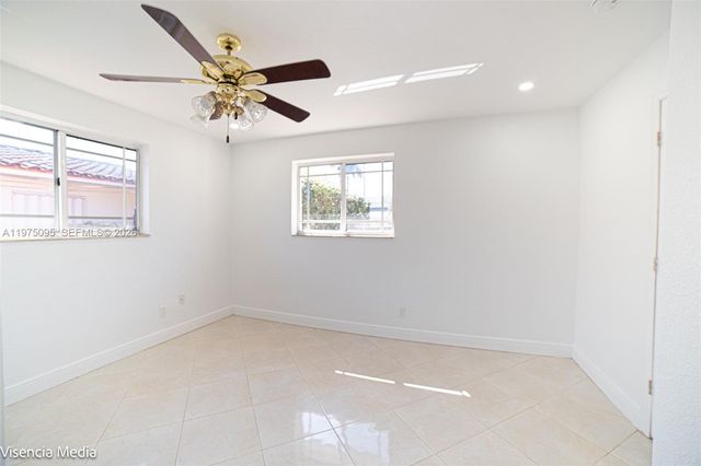783 W 78th St 1, Hialeah, FL 33014