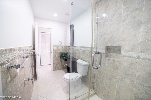 783 W 78th St 1, Hialeah, FL 33014