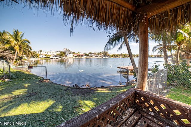 783 W 78th St 1, Hialeah, FL 33014