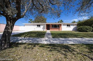 783 W 78th St 1, Hialeah, FL 33014