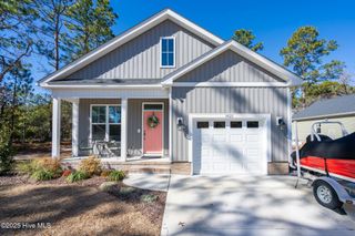 1621 Raeford Road, Southport, NC 28461