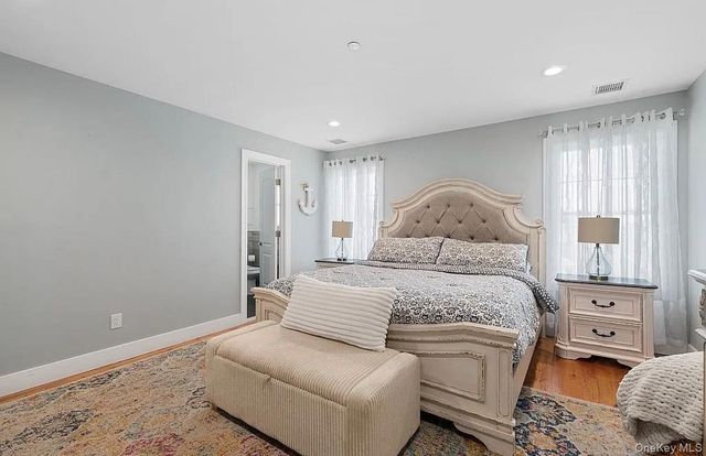 28 Sagamore Road, Island Park, NY 11558