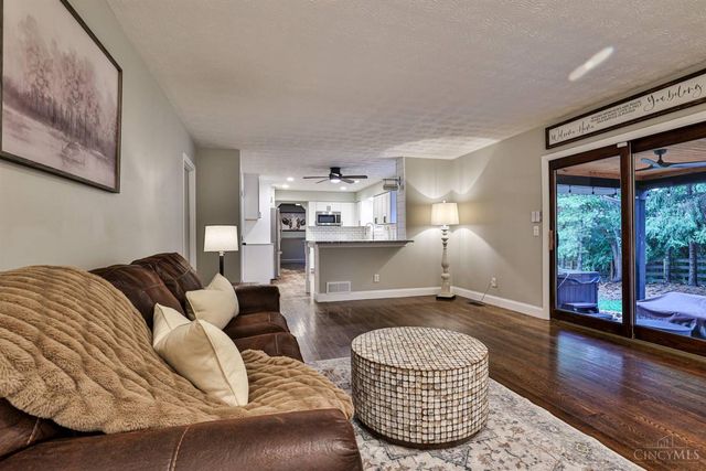 6623 Karincrest Drive, Liberty Twp, OH 45044