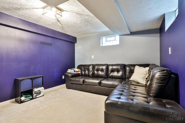 6623 Karincrest Drive, Liberty Twp, OH 45044