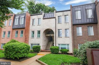 5041 7TH RD S #102, Arlington, VA 22204