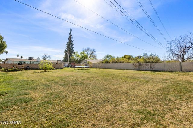 2208 E CONTESSA Circle, Mesa, AZ 85213