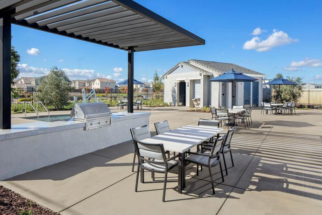 2622 Night Bloom Way, Lathrop, CA 95330