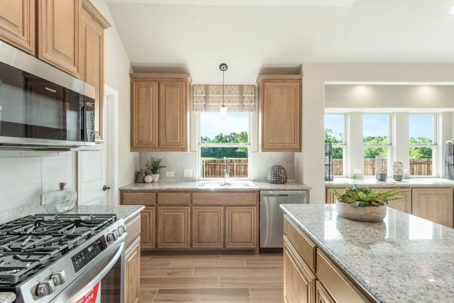 805 Twin Pine Court, Anna, TX 75409