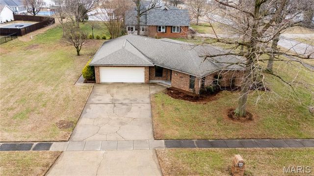 202 N Brushwick Avenue, Sikeston, MO 63801