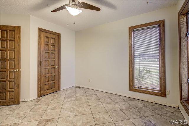 202 N Brushwick Avenue, Sikeston, MO 63801