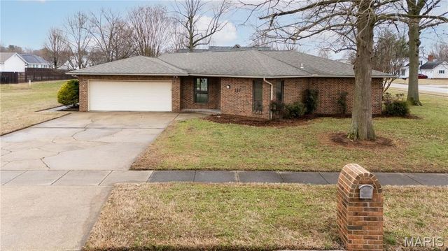 202 N Brushwick Avenue, Sikeston, MO 63801