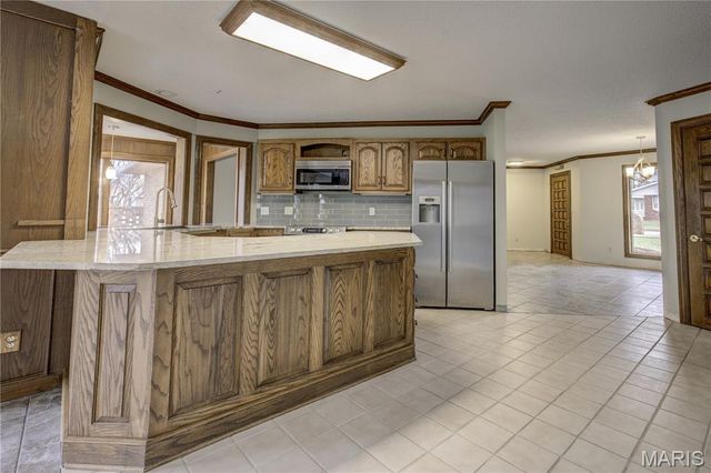 202 N Brushwick Avenue, Sikeston, MO 63801