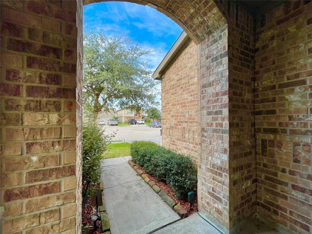 2707 Volute Court, Houston, TX 77038