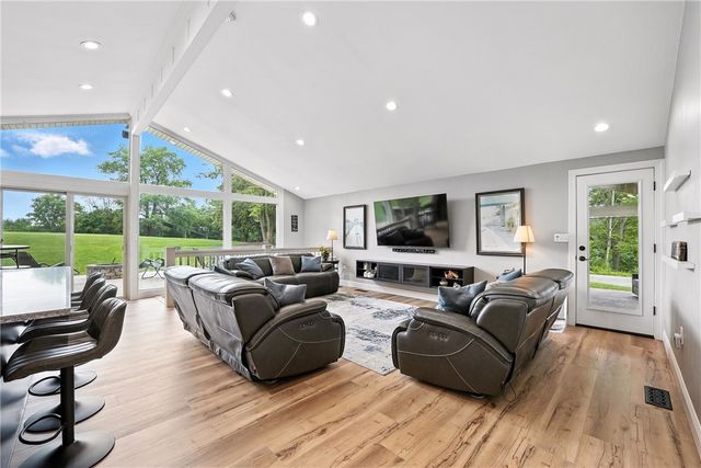 251 Myers Lane, Indiana Twp, PA 15101