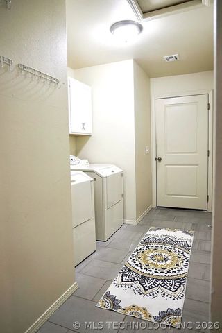 2724 E Archer Street, Tulsa, OK 74110