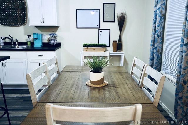 2724 E Archer Street, Tulsa, OK 74110