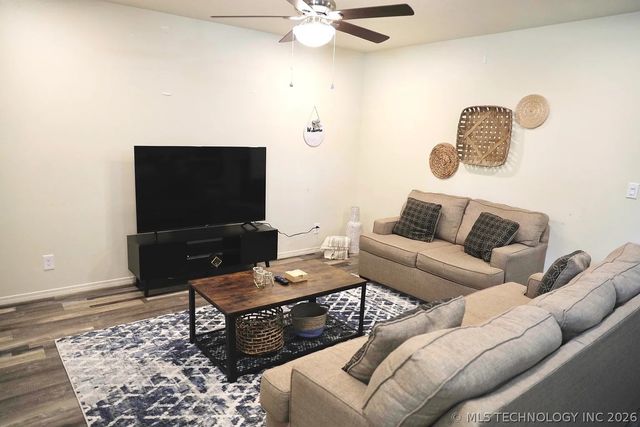 2724 E Archer Street, Tulsa, OK 74110