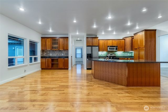 1676 Greenbriar Drive, Walla Walla, WA 99362