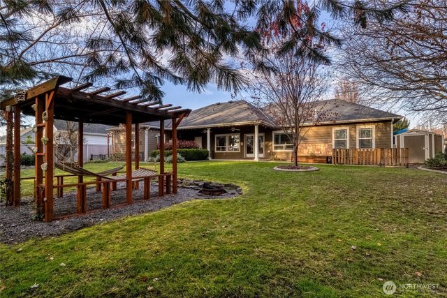 1676 Greenbriar Drive, Walla Walla, WA 99362