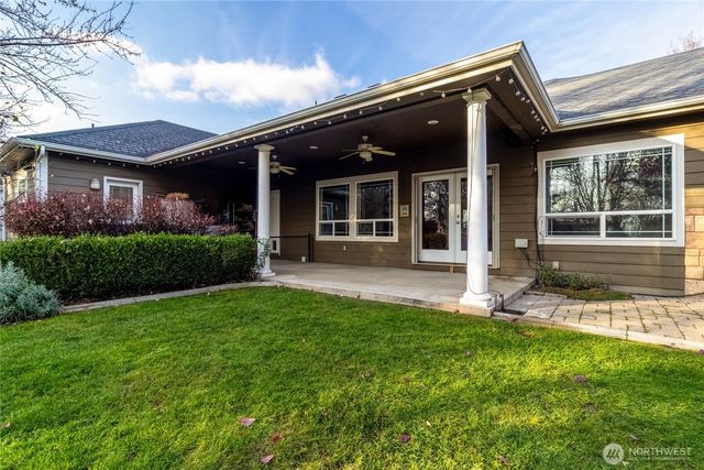 1676 Greenbriar Drive, Walla Walla, WA 99362