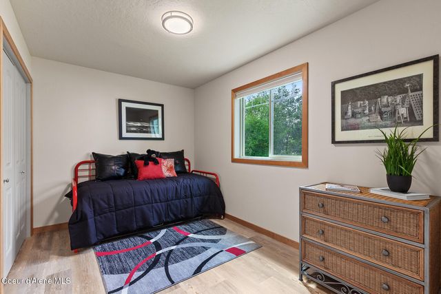 123 Hanson CT, Dover, ID 83825