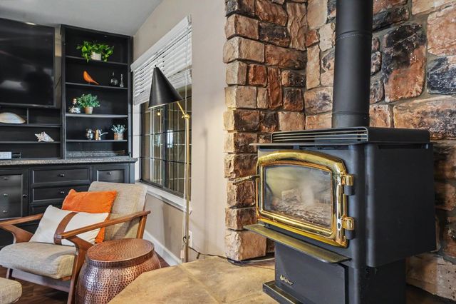 2274 Partridge Dr, Valley Springs, CA 95252