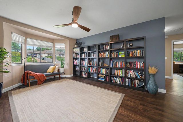 2274 Partridge Dr, Valley Springs, CA 95252