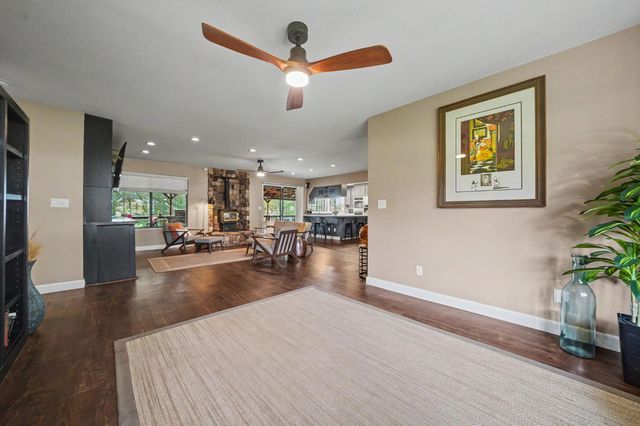 2274 Partridge Dr, Valley Springs, CA 95252