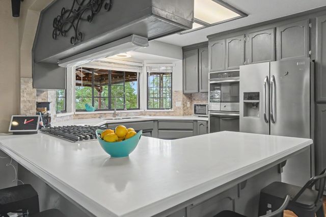 2274 Partridge Dr, Valley Springs, CA 95252