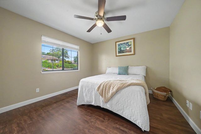 2274 Partridge Dr, Valley Springs, CA 95252