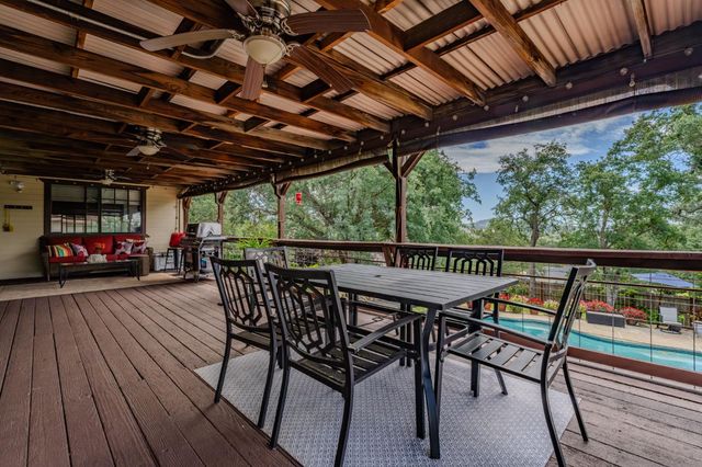 2274 Partridge Dr, Valley Springs, CA 95252