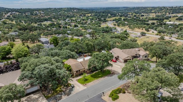 2274 Partridge Dr, Valley Springs, CA 95252
